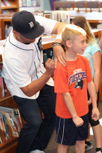 Sam Palace adds his signature to fourth grader Chris Turner’s Detroit Tiger T-shirt. Photo by Wendi Reardon Price