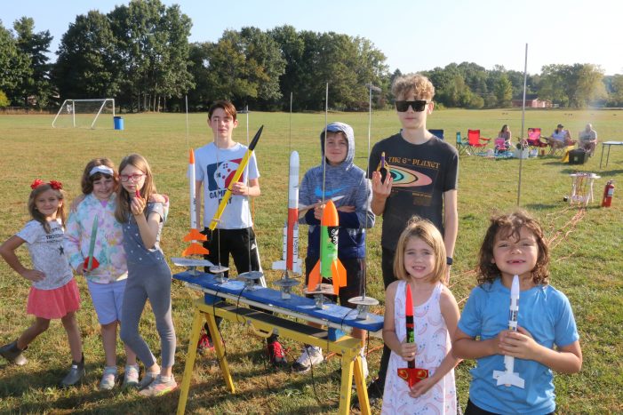 Youth rocketeers take up space